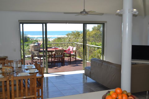 The Retreat Beach Houses - Tourism Hervey Bay 7