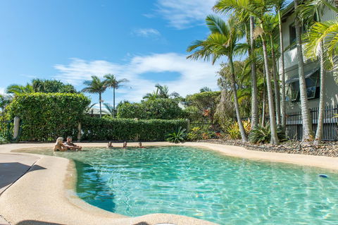 The Retreat Beach Houses - Tourism Hervey Bay 2