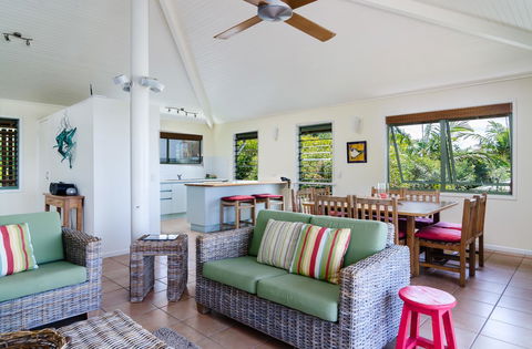 The Retreat Beach Houses - Tourism Hervey Bay 20