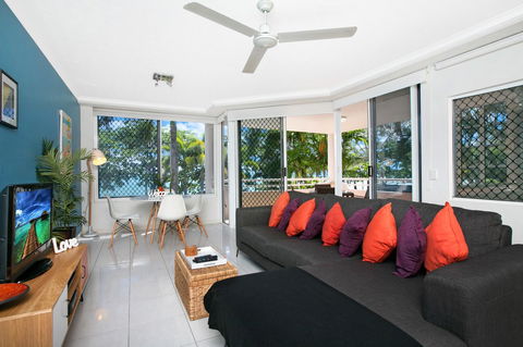On The Beach Apartments - Tourism Hervey Bay 18