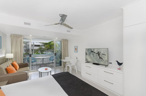 By The Sea Port Douglas - Hervey Bay Accommodation 19