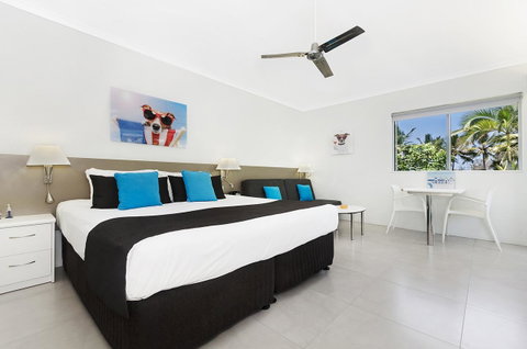 By The Sea Port Douglas - Hervey Bay Accommodation 15