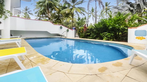 By The Sea Port Douglas - Hervey Bay Accommodation 25