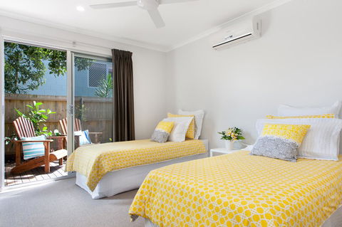 Jolly Roger's Beach House - Tourism Hervey Bay 10