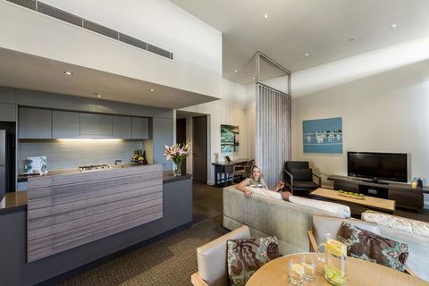 Oaks Redcliffe Mon Komo Suites - Hervey Bay Accommodation 21