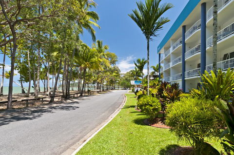 Agincourt Beachfront Apartments - Tourism Hervey Bay 11