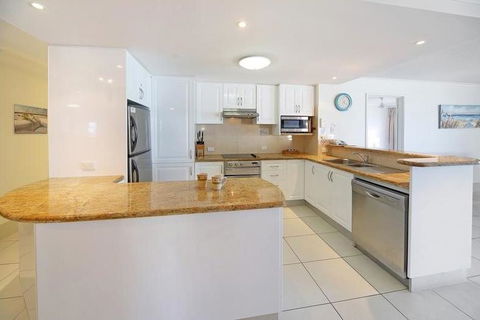 Coolum Caprice - Hervey Bay Accommodation 5