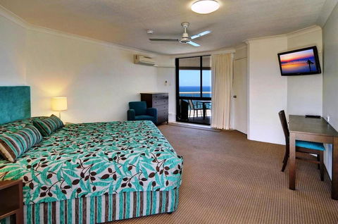 Coolum Caprice - Hervey Bay Accommodation 21