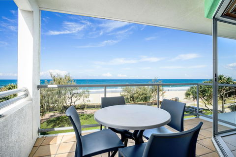Rolling Surf Resort - Hervey Bay Accommodation 10