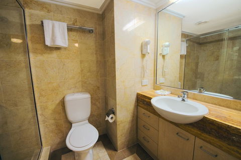 Rolling Surf Resort - Hervey Bay Accommodation 6