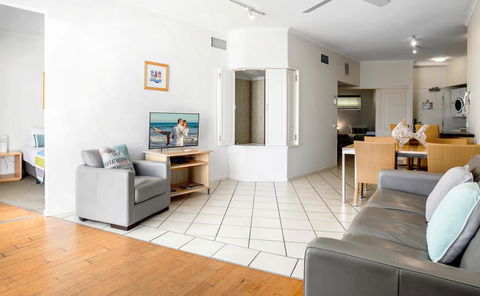 Rolling Surf Resort - Hervey Bay Accommodation 27