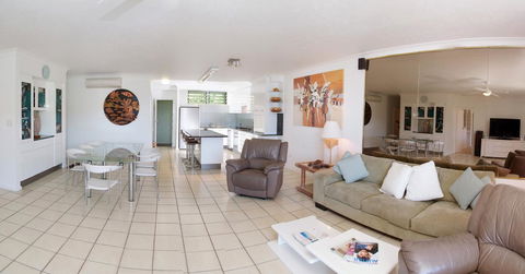 Poinciana 112 - Hervey Bay Accommodation 14