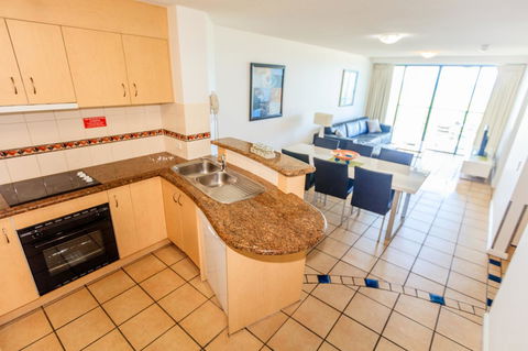 Grand Palais Boolarong Beachside Apartments - Hervey Bay Accommodation 35