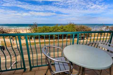 Grand Palais Boolarong Beachside Apartments - Hervey Bay Accommodation 30