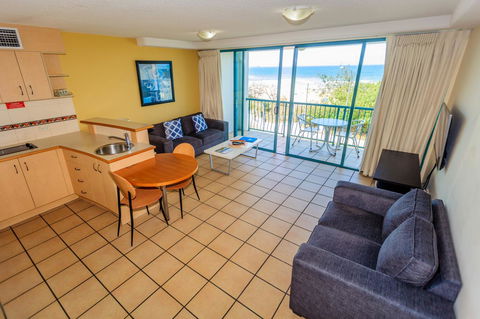 Grand Palais Boolarong Beachside Apartments - Hervey Bay Accommodation 31
