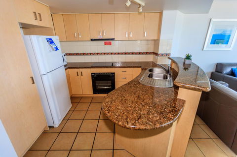 Grand Palais Boolarong Beachside Apartments - Hervey Bay Accommodation 25