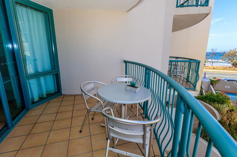 Grand Palais Boolarong Beachside Apartments - Hervey Bay Accommodation 16