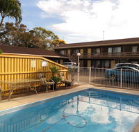Twin Pines Motel - Tourism Hervey Bay