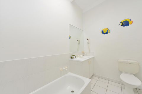 Seascape Holidays At Beachfront Terraces - Hervey Bay Accommodation 8