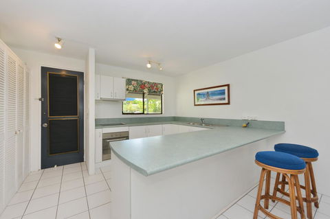 Seascape Holidays At Beachfront Terraces - Hervey Bay Accommodation 15