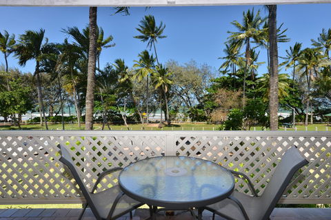Seascape Holidays At Beachfront Terraces - Hervey Bay Accommodation 2