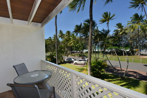 Seascape Holidays At Beachfront Terraces - Hervey Bay Accommodation 13