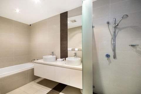Redvue Holiday Apartments - Hervey Bay Accommodation 29