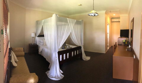 The Bearded Dragon Boutique Hotel - Hervey Bay Accommodation 6