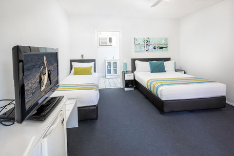 The Beach Motel Hervey Bay - Tourism Hervey Bay 31