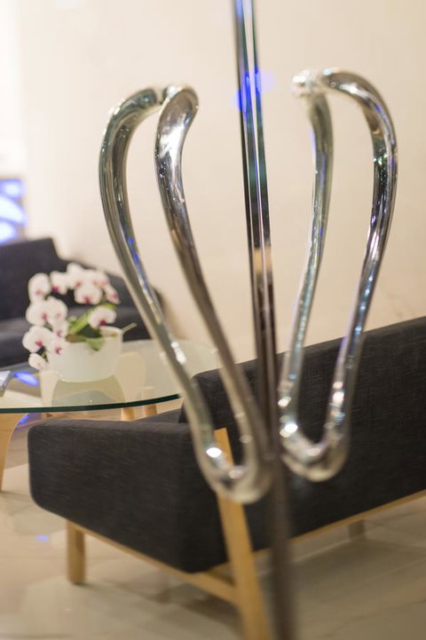 Heart Hotel And Gallery Whitsundays - Hervey Bay Accommodation 8