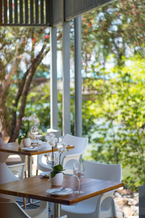 Heart Hotel And Gallery Whitsundays - Hervey Bay Accommodation 19