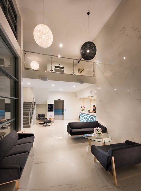 Heart Hotel And Gallery Whitsundays - Hervey Bay Accommodation 7