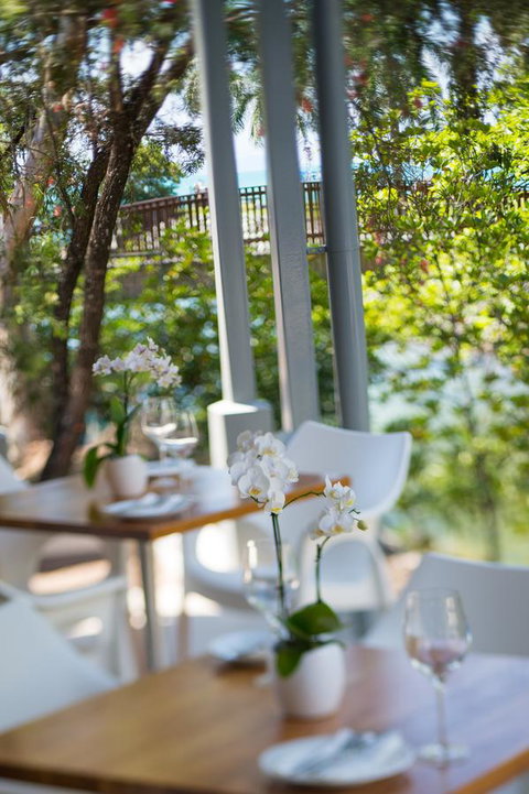 Heart Hotel And Gallery Whitsundays - Hervey Bay Accommodation 20