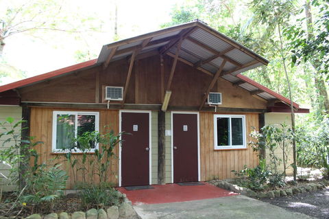 PK\'s Jungle Village - Hervey Bay Accommodation 7