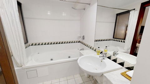 Silkari The Pavilions - Hervey Bay Accommodation 3