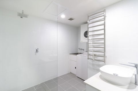 The White House Port Douglas - Tourism Hervey Bay 30