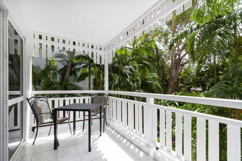 The White House Port Douglas - Tourism Hervey Bay 25