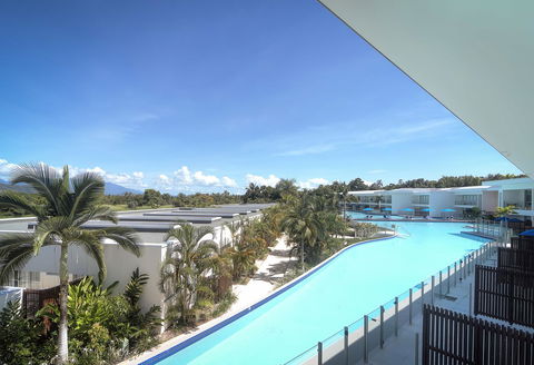 Pool Resort Port Douglas - Hervey Bay Accommodation 11