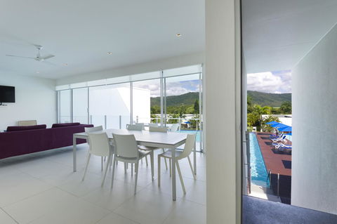 Pool Resort Port Douglas - Hervey Bay Accommodation 19
