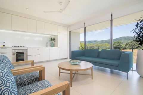 Pool Resort Port Douglas - Hervey Bay Accommodation 13