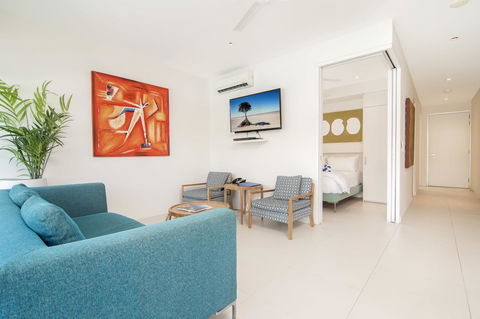 Pool Resort Port Douglas - Hervey Bay Accommodation 32