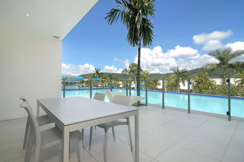 Pool Resort Port Douglas - Hervey Bay Accommodation 31