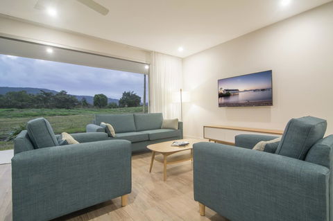 Pool Resort Port Douglas - Hervey Bay Accommodation 38
