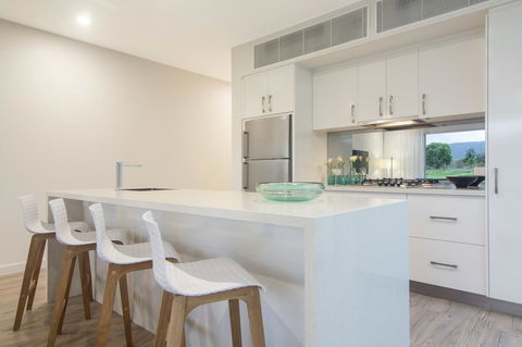 Pool Resort Port Douglas - Hervey Bay Accommodation 43