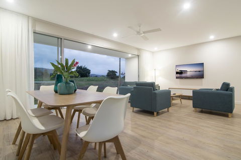 Pool Resort Port Douglas - Hervey Bay Accommodation 39
