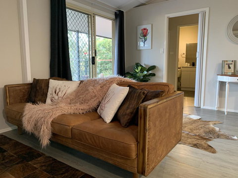 Bed & Breakfast 1 Bedroom Guest House - Hervey Bay Accommodation 27