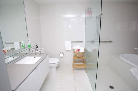 Circle Luxury Holidays - Tourism Hervey Bay 6