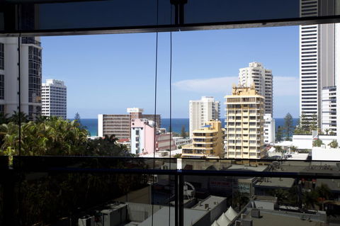 Circle Luxury Holidays - Tourism Hervey Bay 4