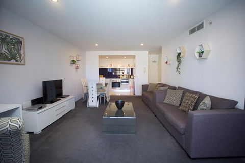 Circle Luxury Holidays - Tourism Hervey Bay 2