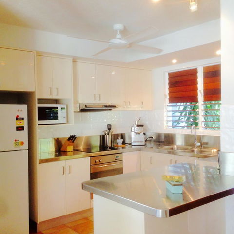 [ ANDY'S BEACH HOUSE ] - Hervey Bay Accommodation 36